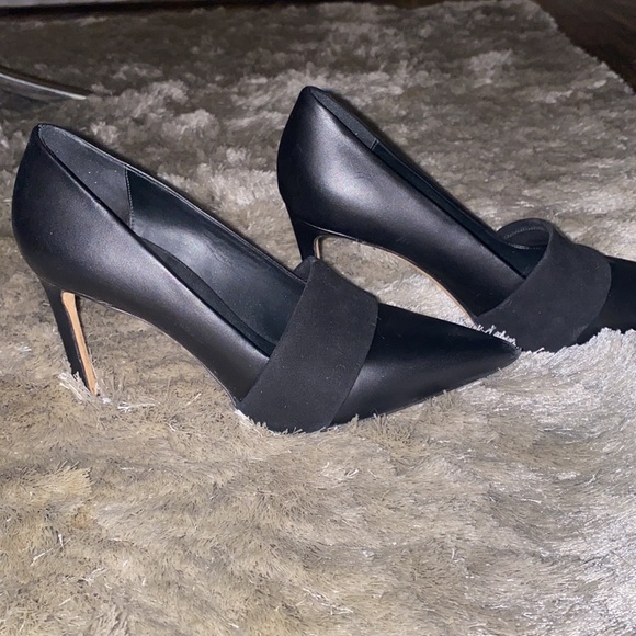 Vince Shoes - Vince Black Heels - 7M